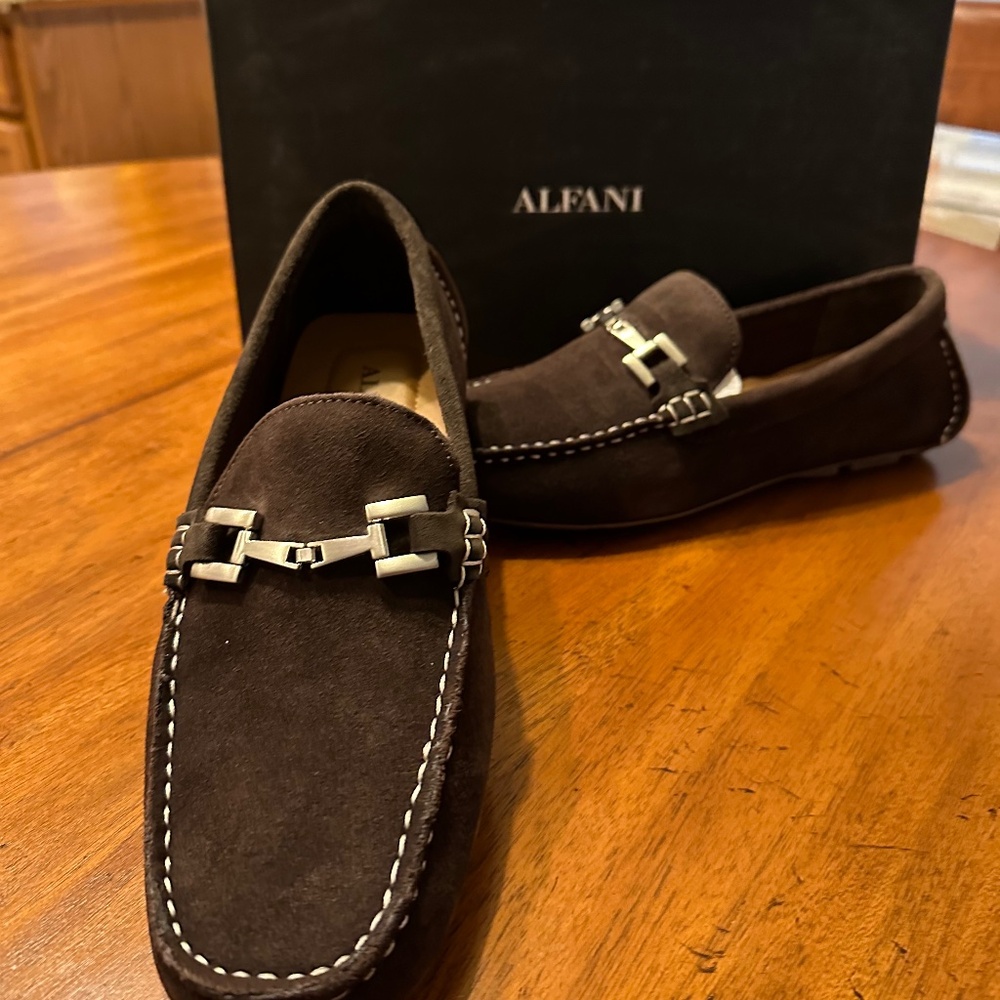 Men’s Alfani Brown Suede loafer.  Size 8